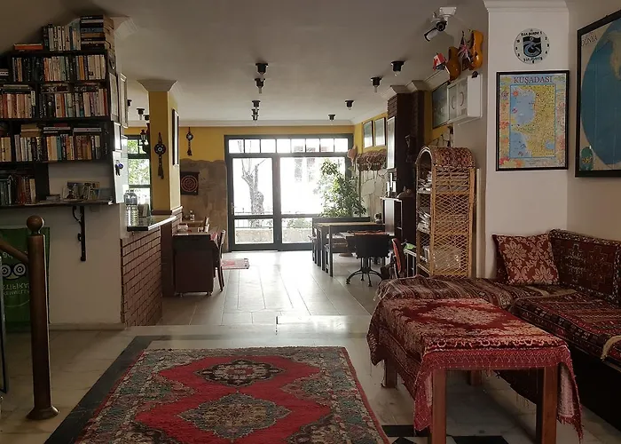 Liman 3* Κουσάντασι