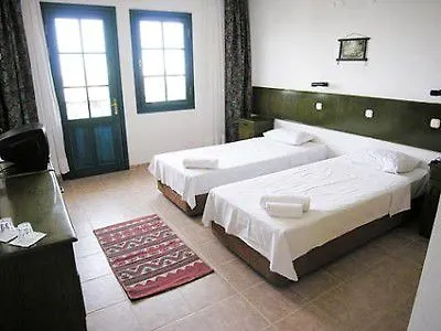 Liman Otel Kuşadası